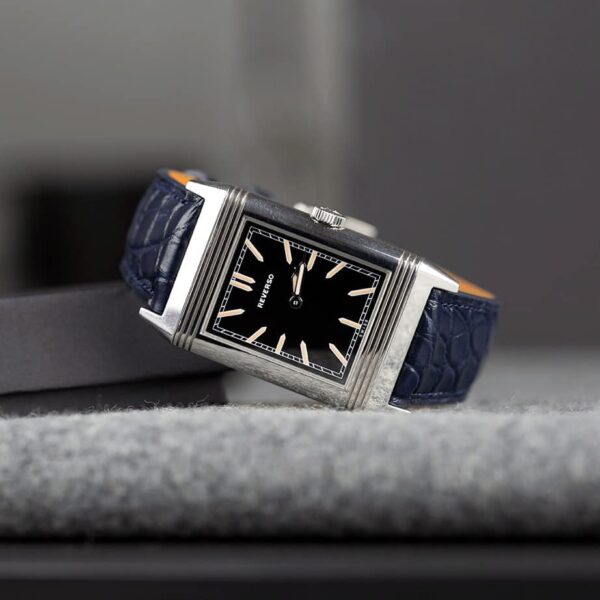 Handmade leather watch strap: Midnight Blue Alligator Round Scale - Image 3