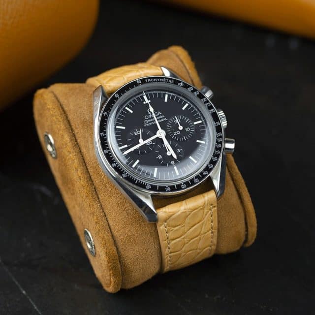 Handmade leather watch strap Apricot Alligator Round scale