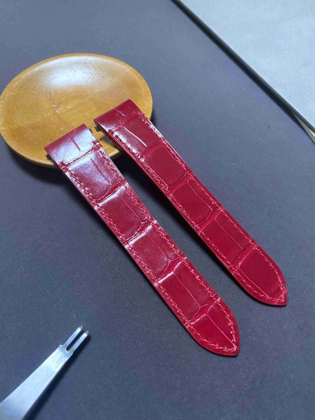 Quick release best quality alligator crocodile New Cartier Santos Quickswitch replacement leather straps amd watchbands for sale - High-end leather Cartier Santos Red strap fit for 40mm Large and 35mm Medium size online at a discount price