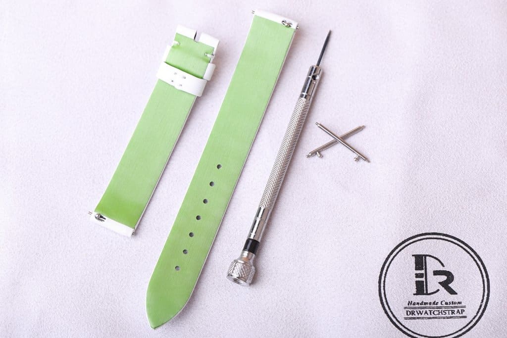 Piaget possession watch strap lime green lining white satin (1)