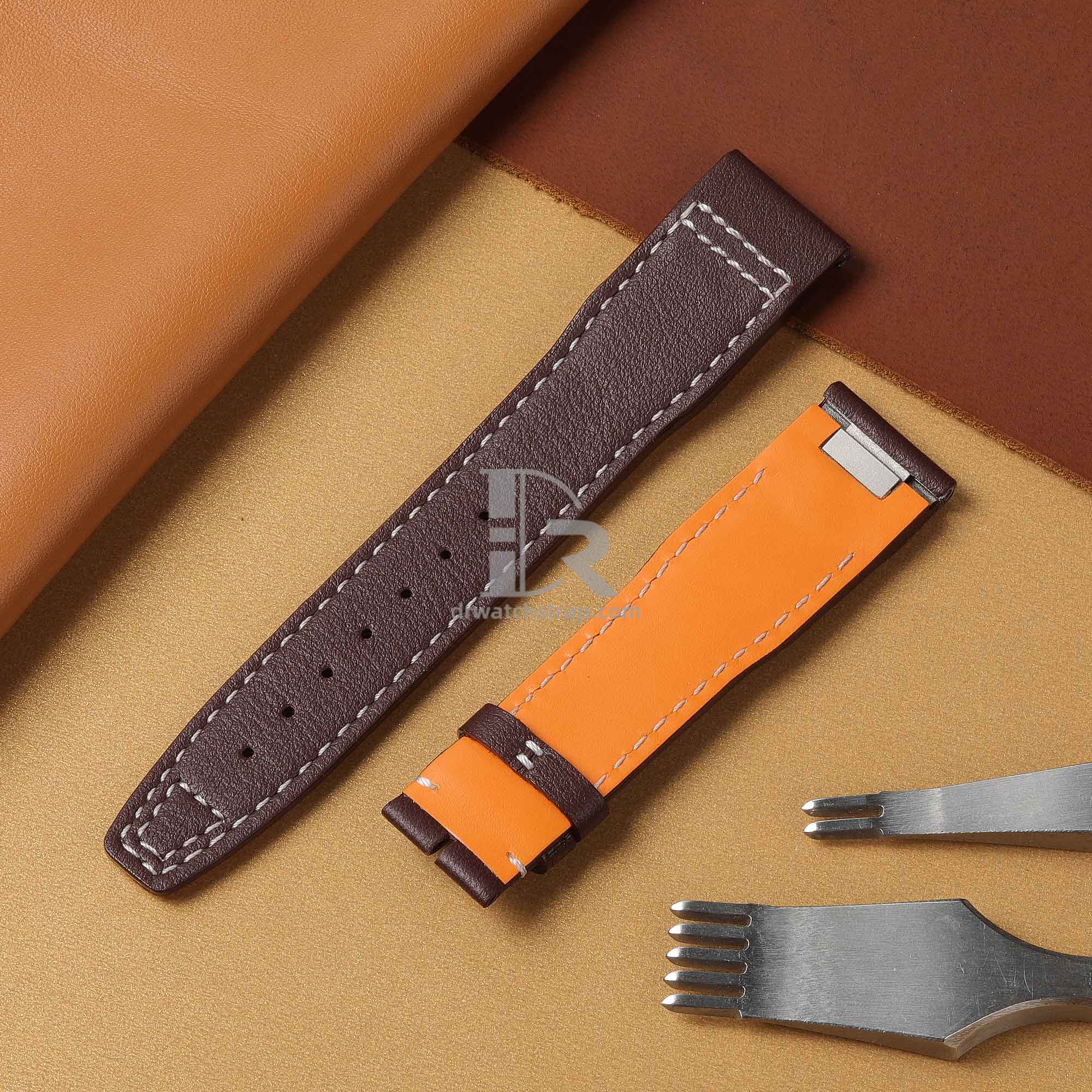 IWC純正カーフレザーベルト (EasX-Change) EasX Change Strap For IWC Pilot Chronograph 41 | Drwatchstrap