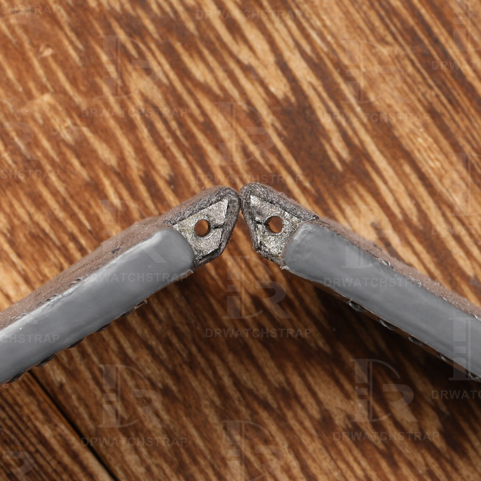 adapter details of leather strap for Vacheron Constantin Overseas