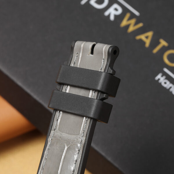 genuine crocodile watch strap waterproof rubber lining (1) genuine crocodile watch strap waterproof rubber lining